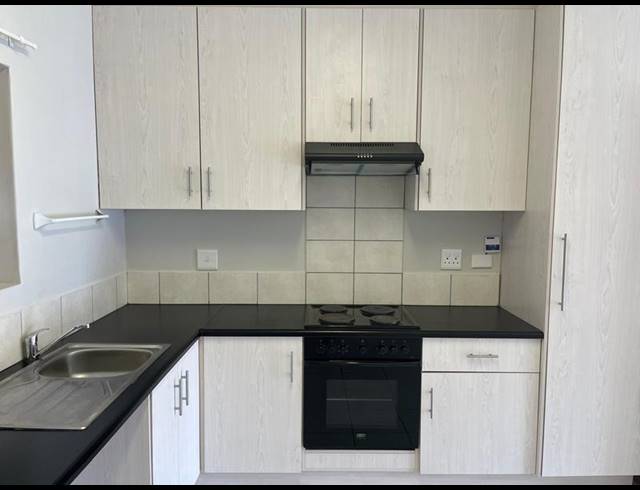 2 BEDROOM APARTMENT FOR SALE IN ISLAND VIEW